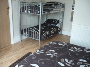 Room4